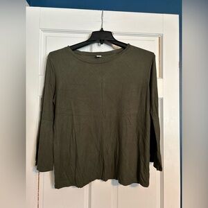 Women’s long sleeve shirt size Large